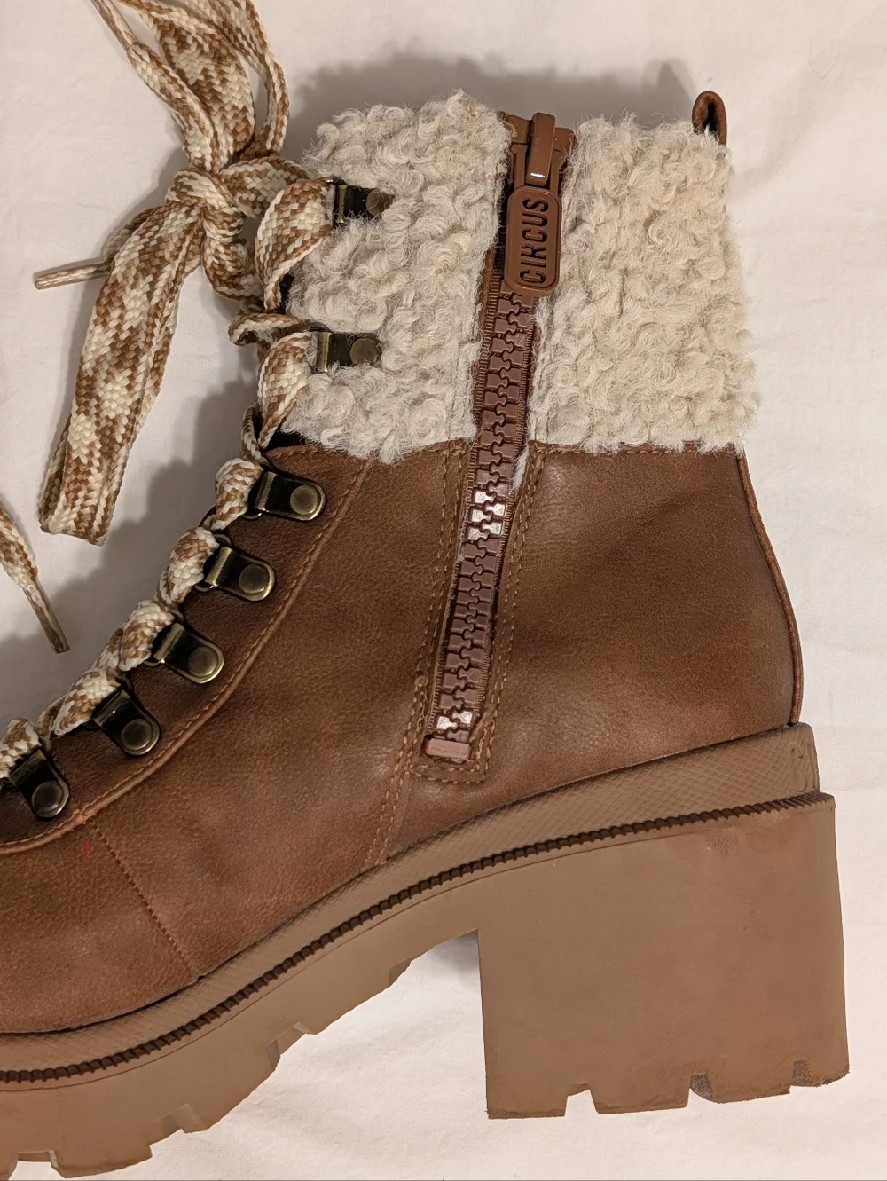 Circus By Sam Edelman Sambert Vegan Lace-up Ankle Boots Sherpa Chunky Sole